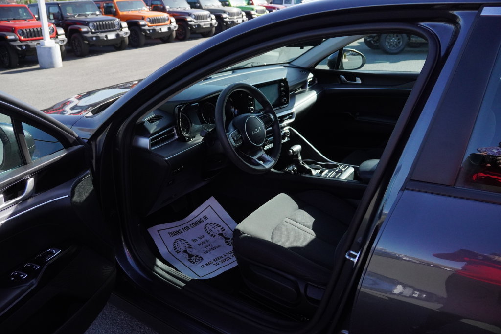 Used 2023 Kia K5 LXS FWD image 34