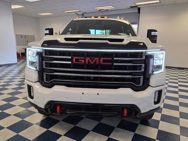 Used 2022 GMC Sierra 2500 AT4 w/ AT4 Premium Plus Package AWD/4WD image 2