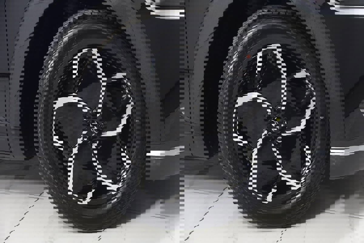 Used 2024 Hyundai Ioniq 5 SEL image 14