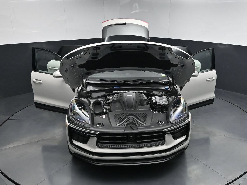 New 2026 Porsche Macan S AWD/4WD image 30