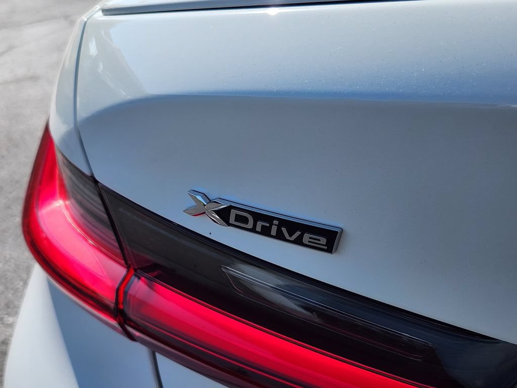 New 2026 BMW 330i xDrive Sedan w/ M Sport Package AWD/4WD image 20