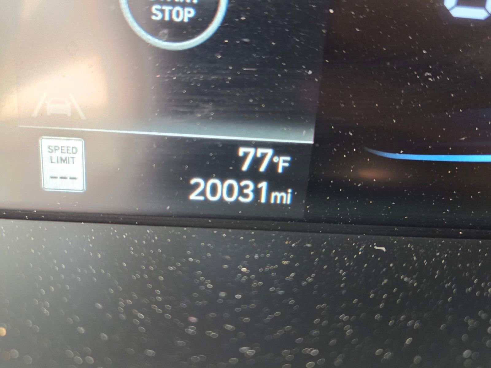 Used 2025 Hyundai Elantra Sport image 25