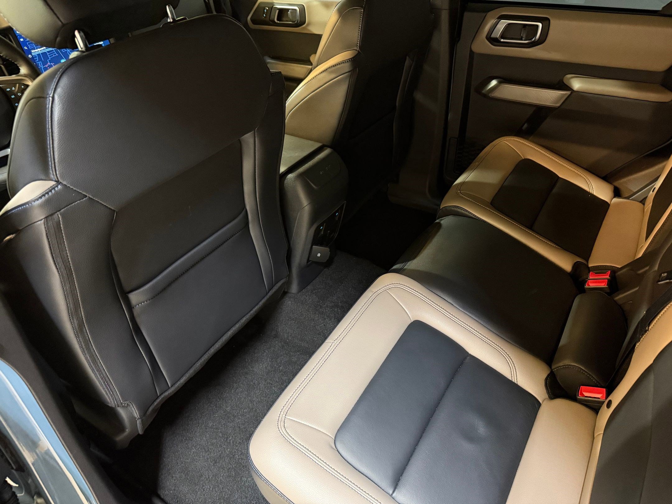 Used 2023 Ford Bronco Wildtrak image 43