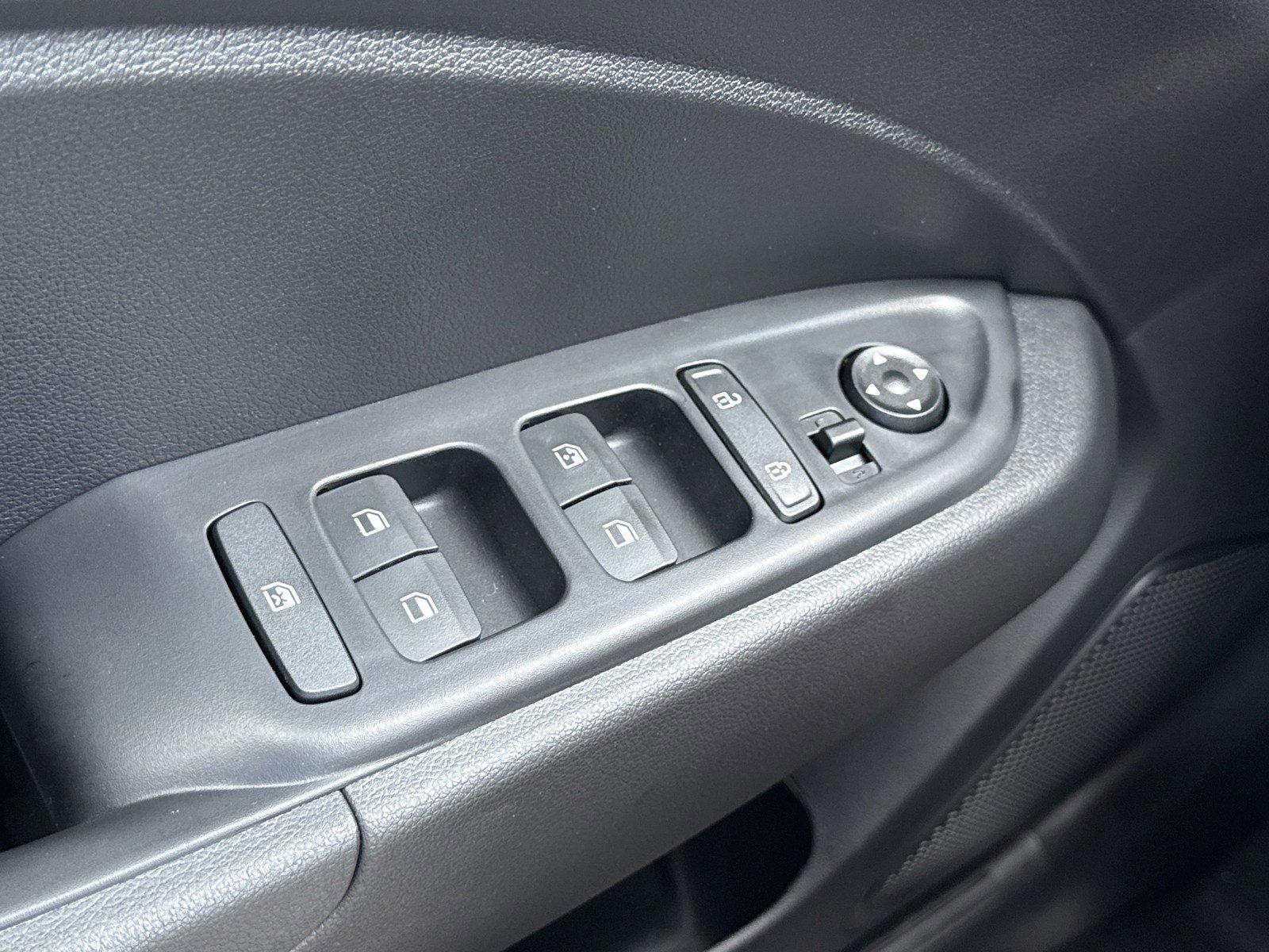 New 2026 Hyundai Venue SEL image 16