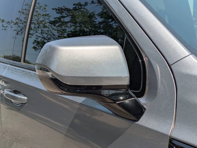 Used 2021 GMC Yukon AT4 AWD/4WD image 13