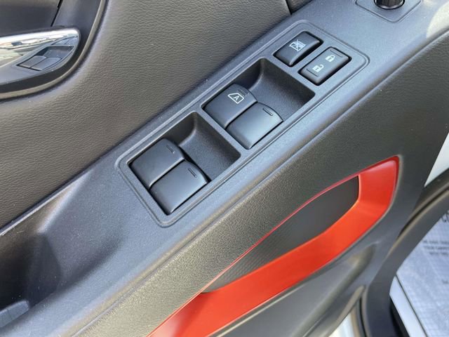 Used 2025 Nissan Frontier PRO-4X w/ Pro Convenience Package image 18