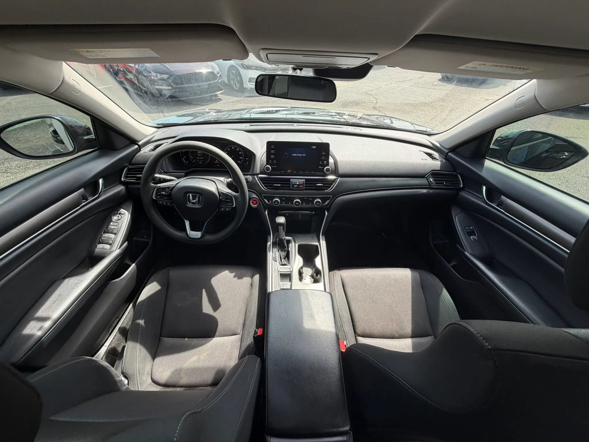 Used 2018 Honda Accord LX image 30