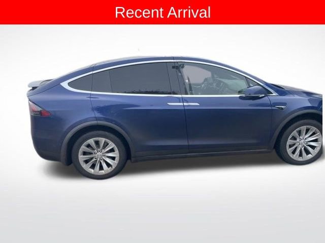 Used 2017 Tesla Model X 100D image 9