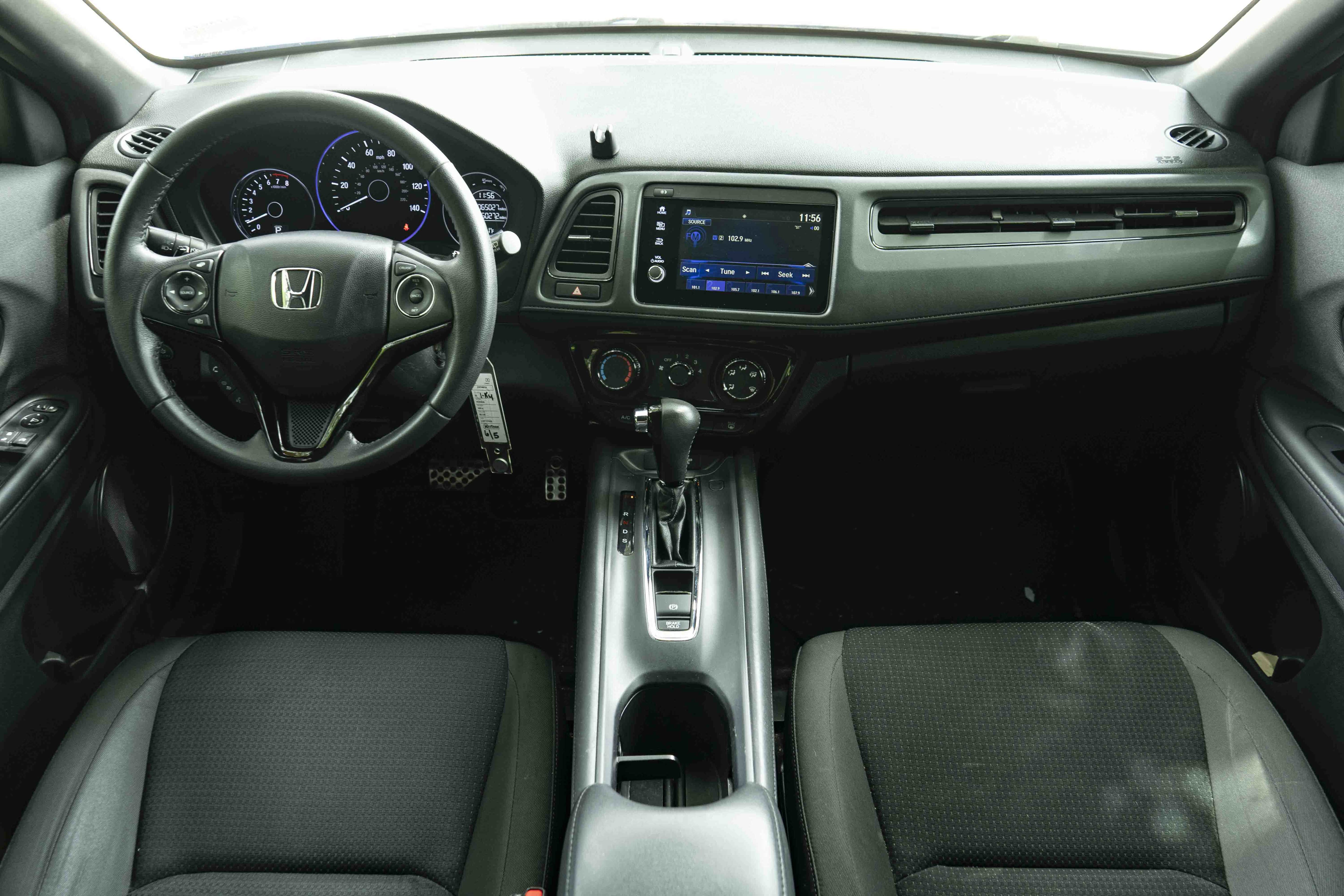 Used 2020 Honda HR-V Sport image 25
