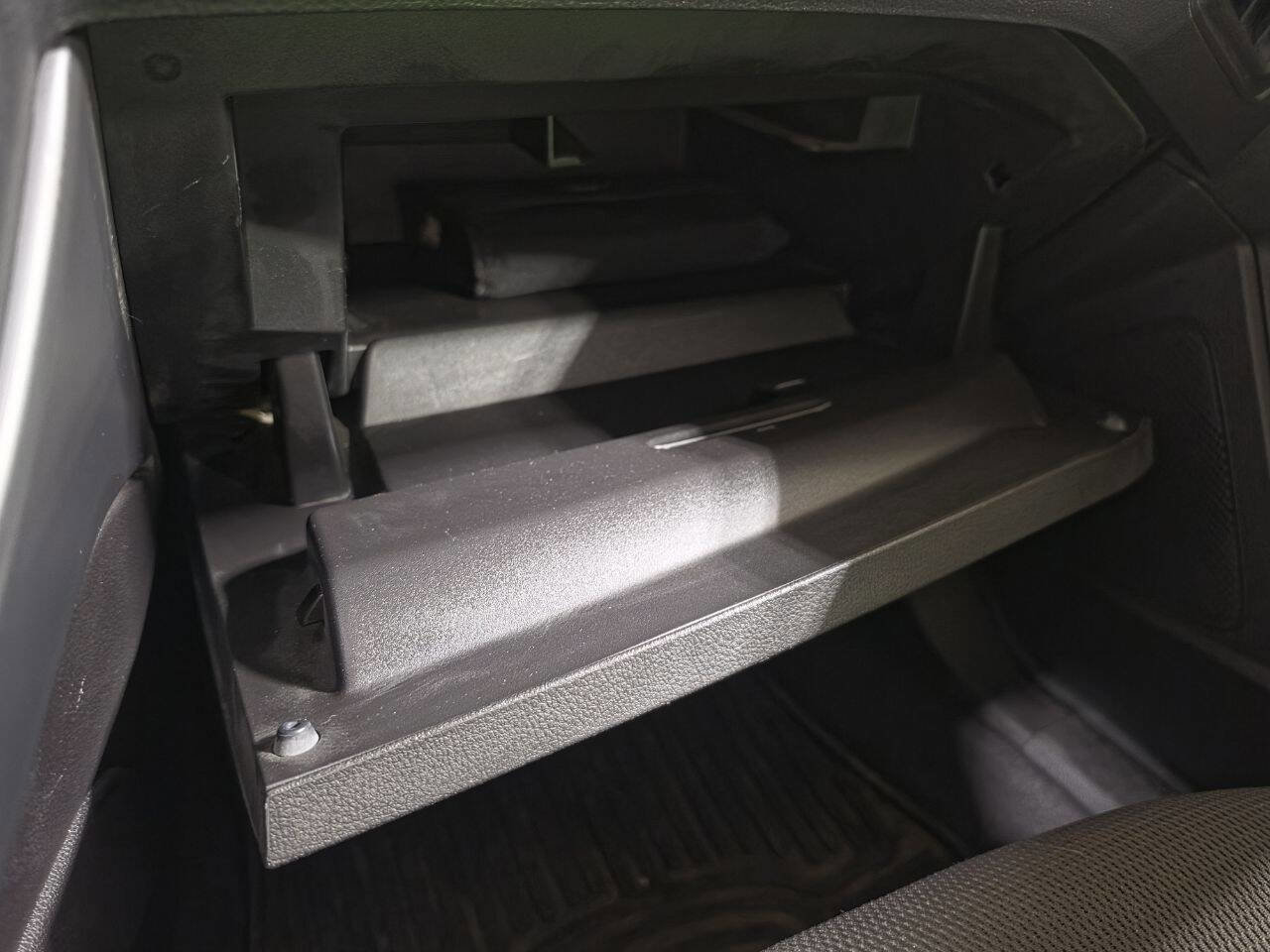 Used 2014 Ford Focus SE w/ SE Winter Package image 33