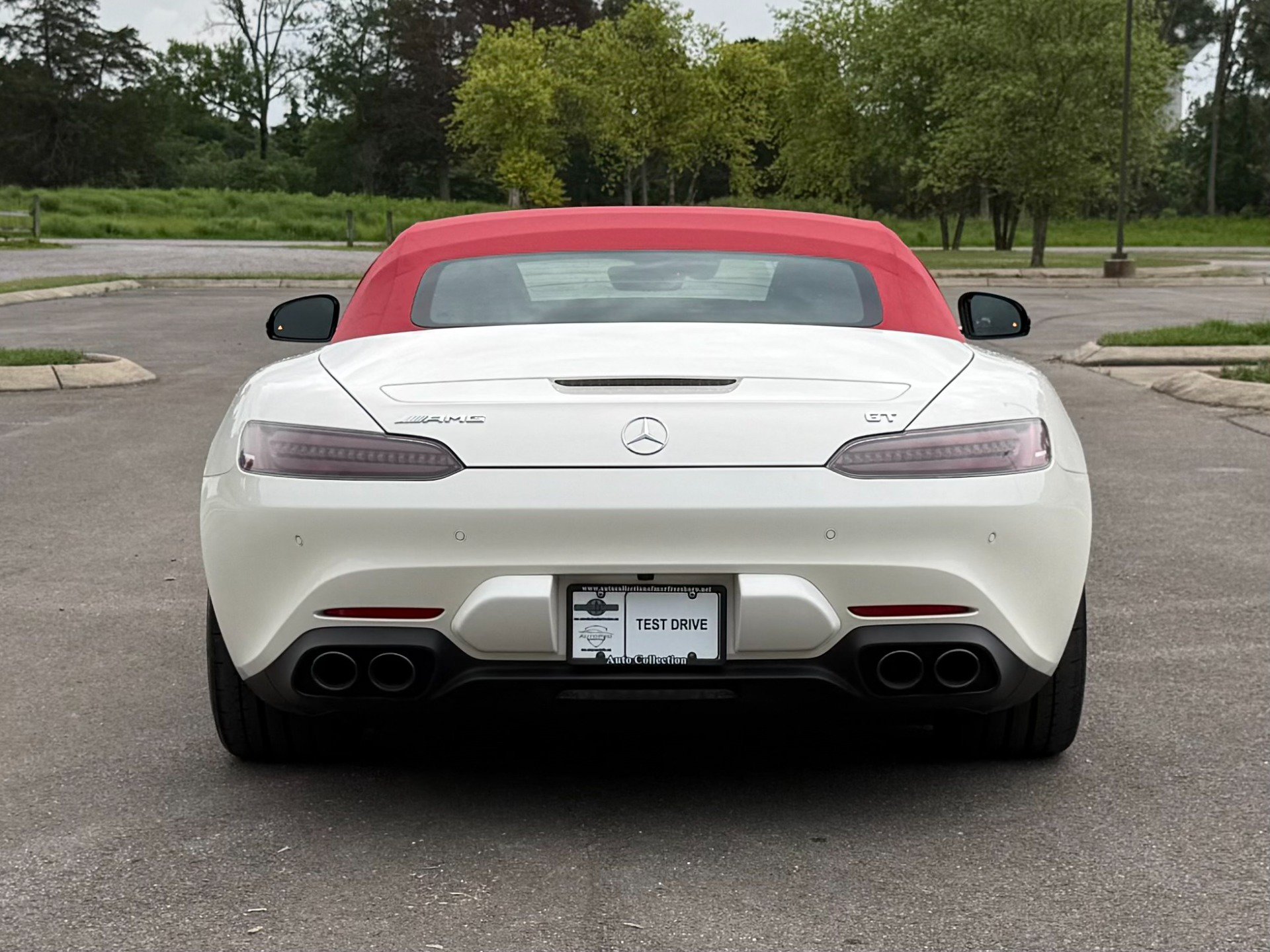 Used 2020 Mercedes-Benz AMG GT Roadster image 16
