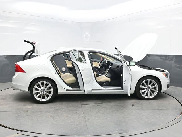Used 2018 Volvo S60 T5 Inscription Platinum FWD image 59
