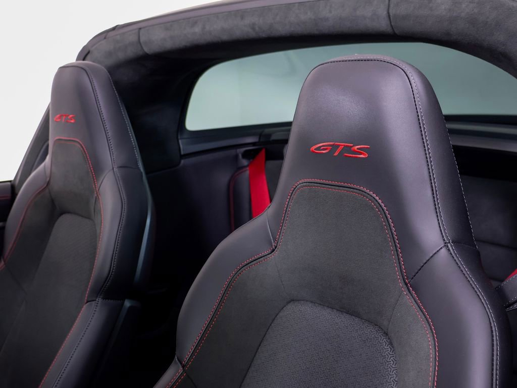 Certified 2026 Porsche 911 Targa 4 GTS w/ Premium Package AWD/4WD image 14
