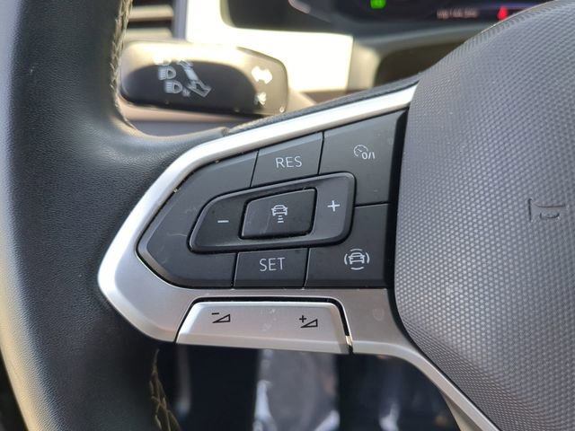 Used 2022 Volkswagen Atlas Cross Sport SE image 28