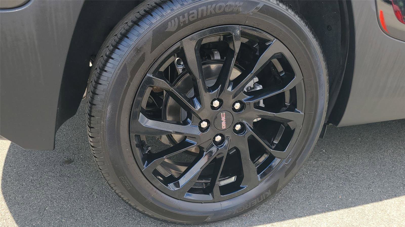 Used 2023 GMC Terrain SLT w/ Elevation Edition AWD/4WD image 12