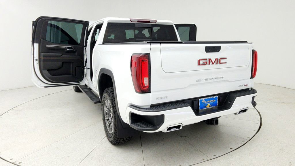 Used 2024 GMC Sierra 1500 AT4 w/ AT4 Preferred Package image 12