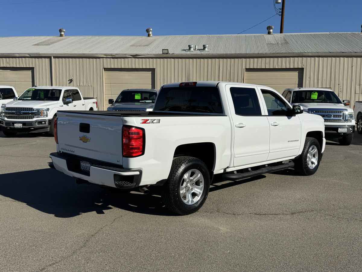 Used 2018 Chevrolet Silverado 1500 LT w/ All Star Edition AWD/4WD image 12