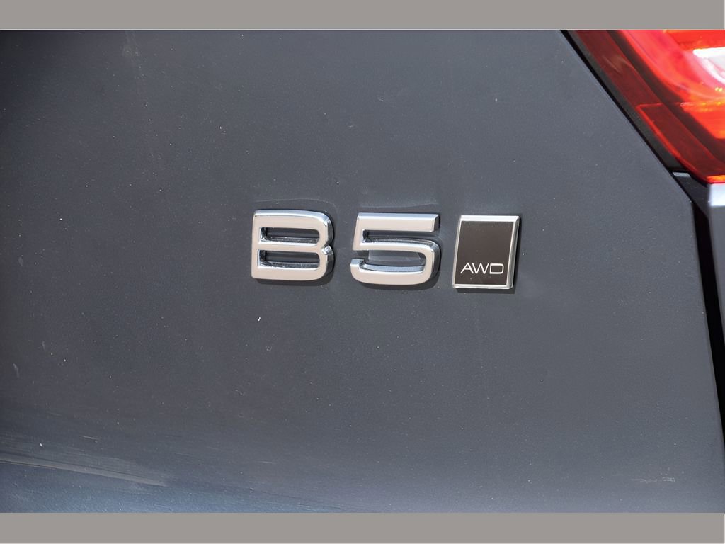 New 2026 Volvo XC40 B5 Ultra w/ Protection Package Premier image 35