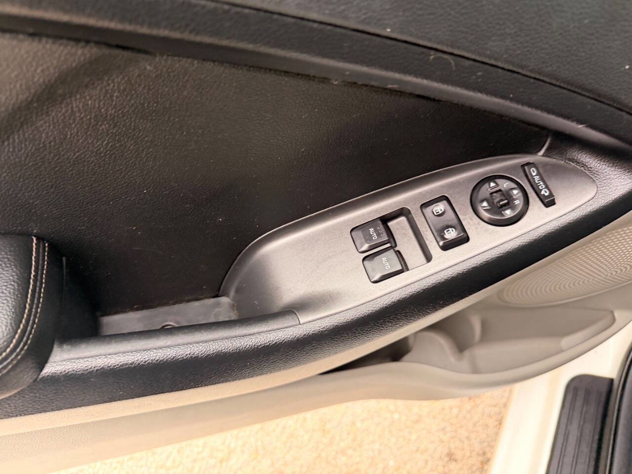 Used 2014 Kia Forte Koup EX FWD image 30