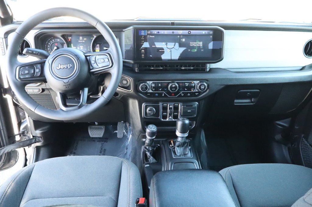 Used 2024 Jeep Wrangler Unlimited w/ Convenience Group AWD/4WD image 26