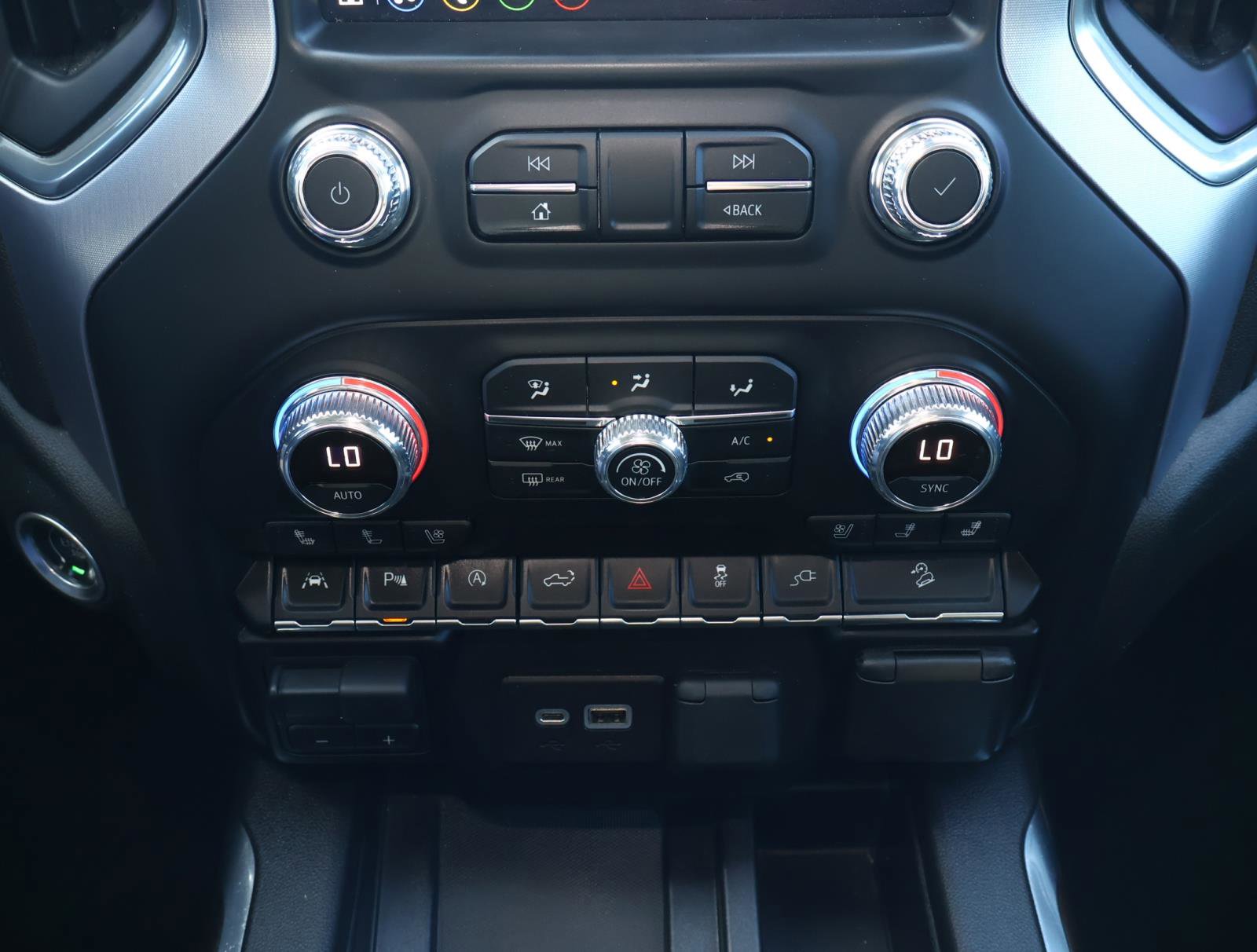 Used 2019 GMC Sierra 1500 SLT w/ SLT Premium Plus Package image 28