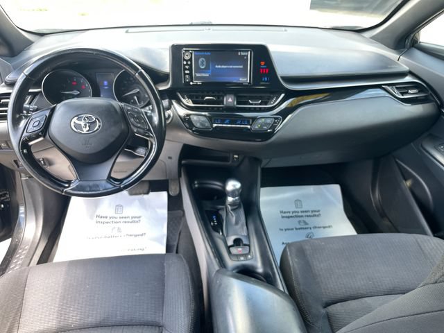Used 2018 Toyota C-HR XLE FWD image 27