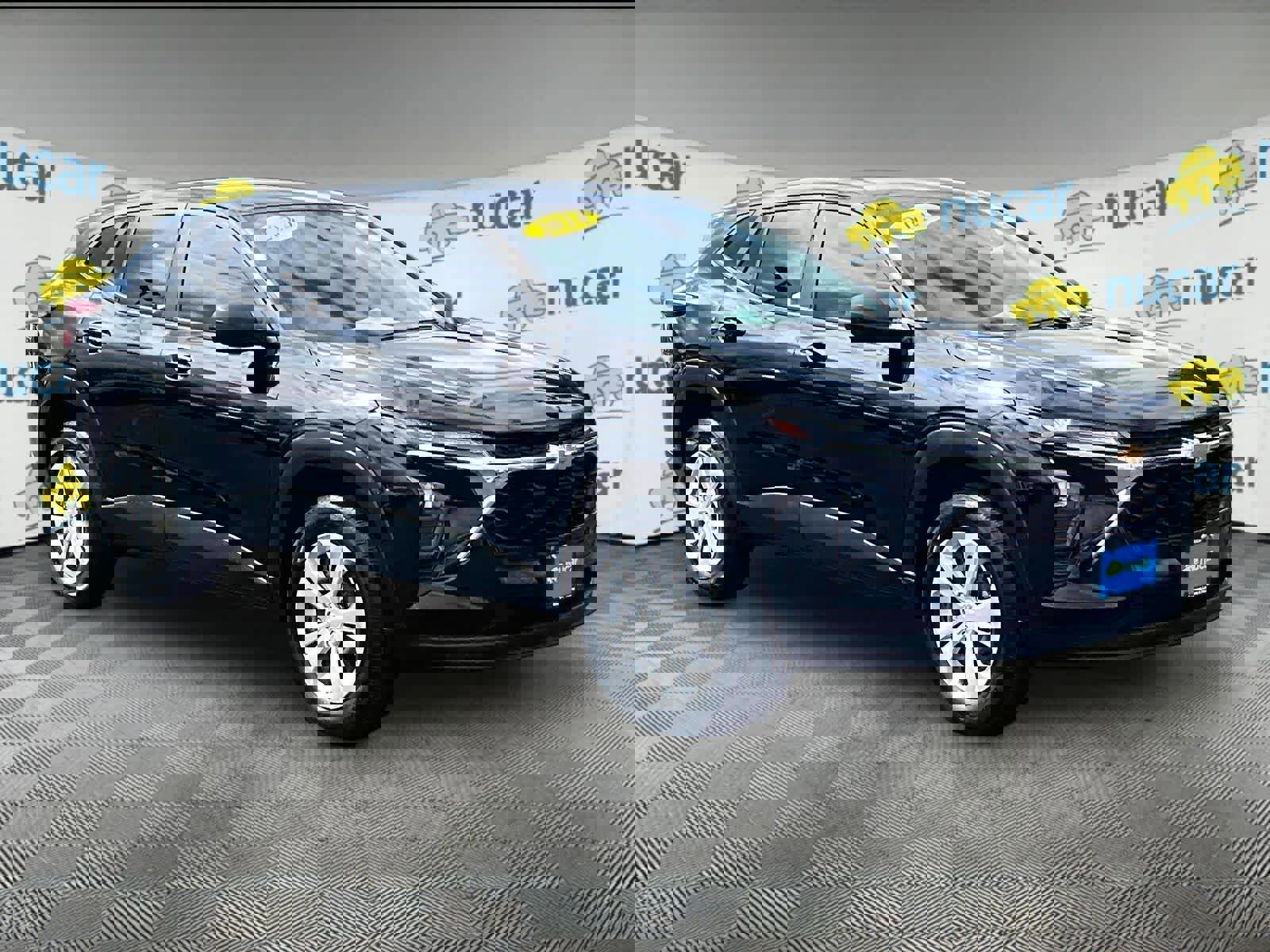 Used 2024 Chevrolet Trax LS FWD image 1