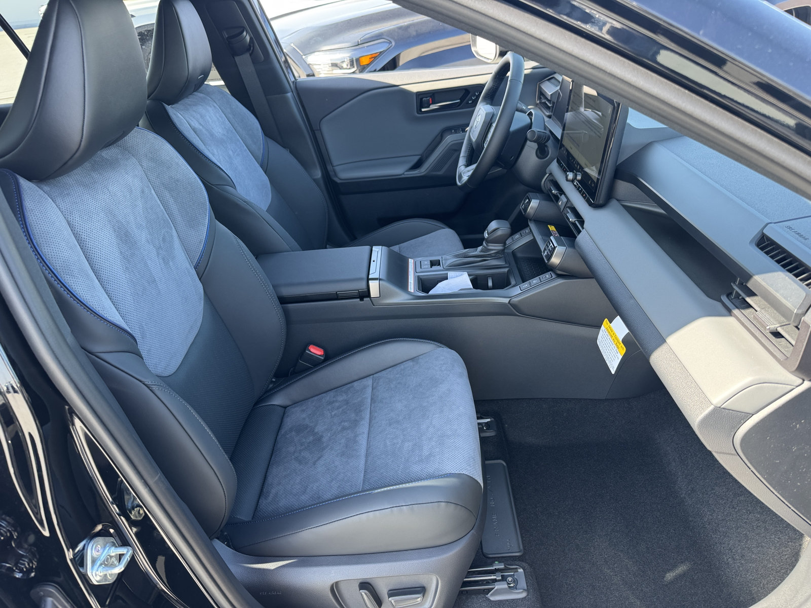 New 2026 Toyota RAV4 XSE AWD/4WD image 8