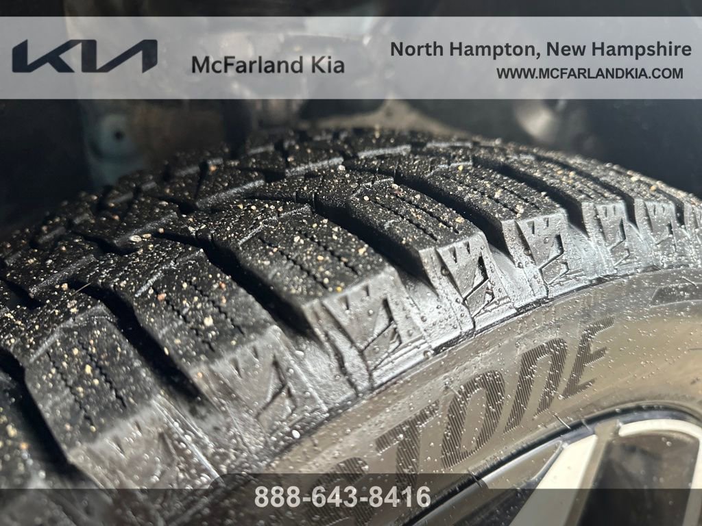 Used 2024 Kia Seltos EX image 20