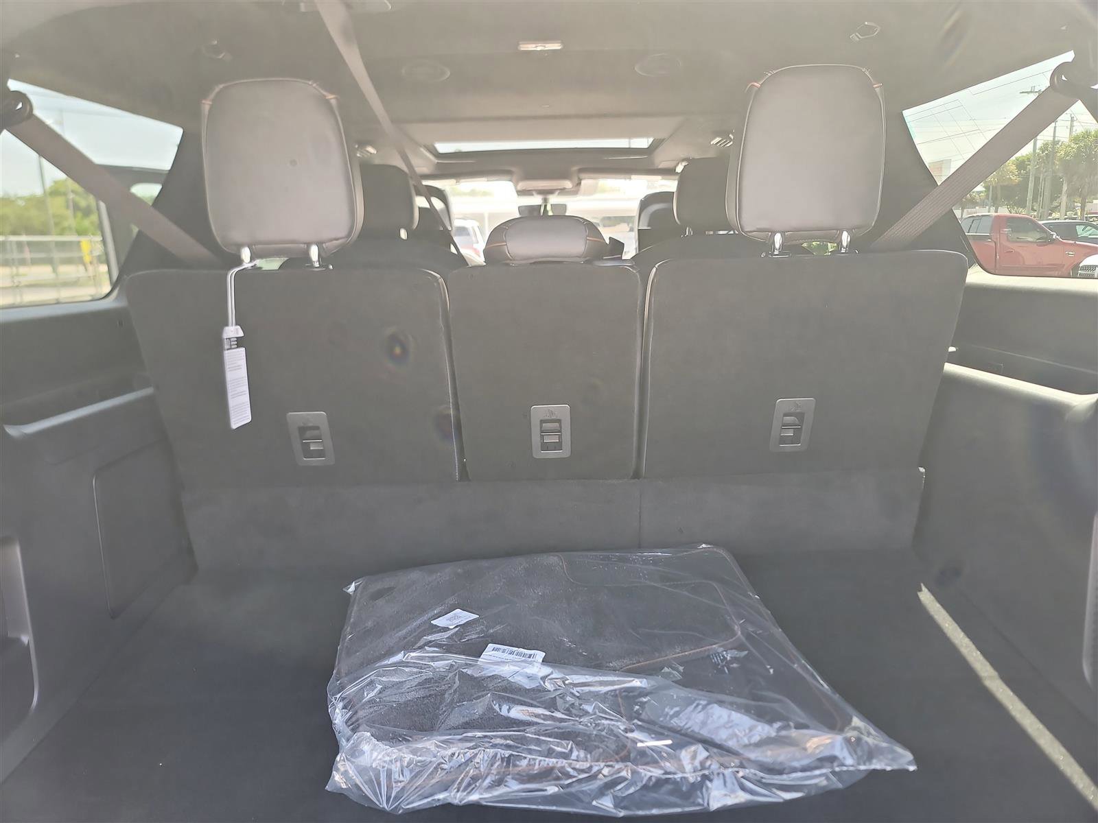 New 2025 Lincoln Navigator L Black Label image 33