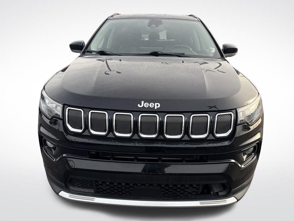 Certified 2022 Jeep Compass Limited image 9