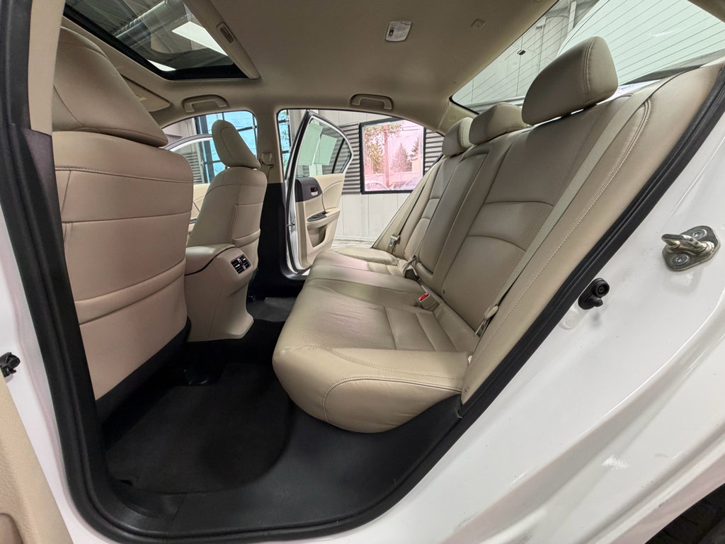 Used 2016 Honda Accord Touring image 57