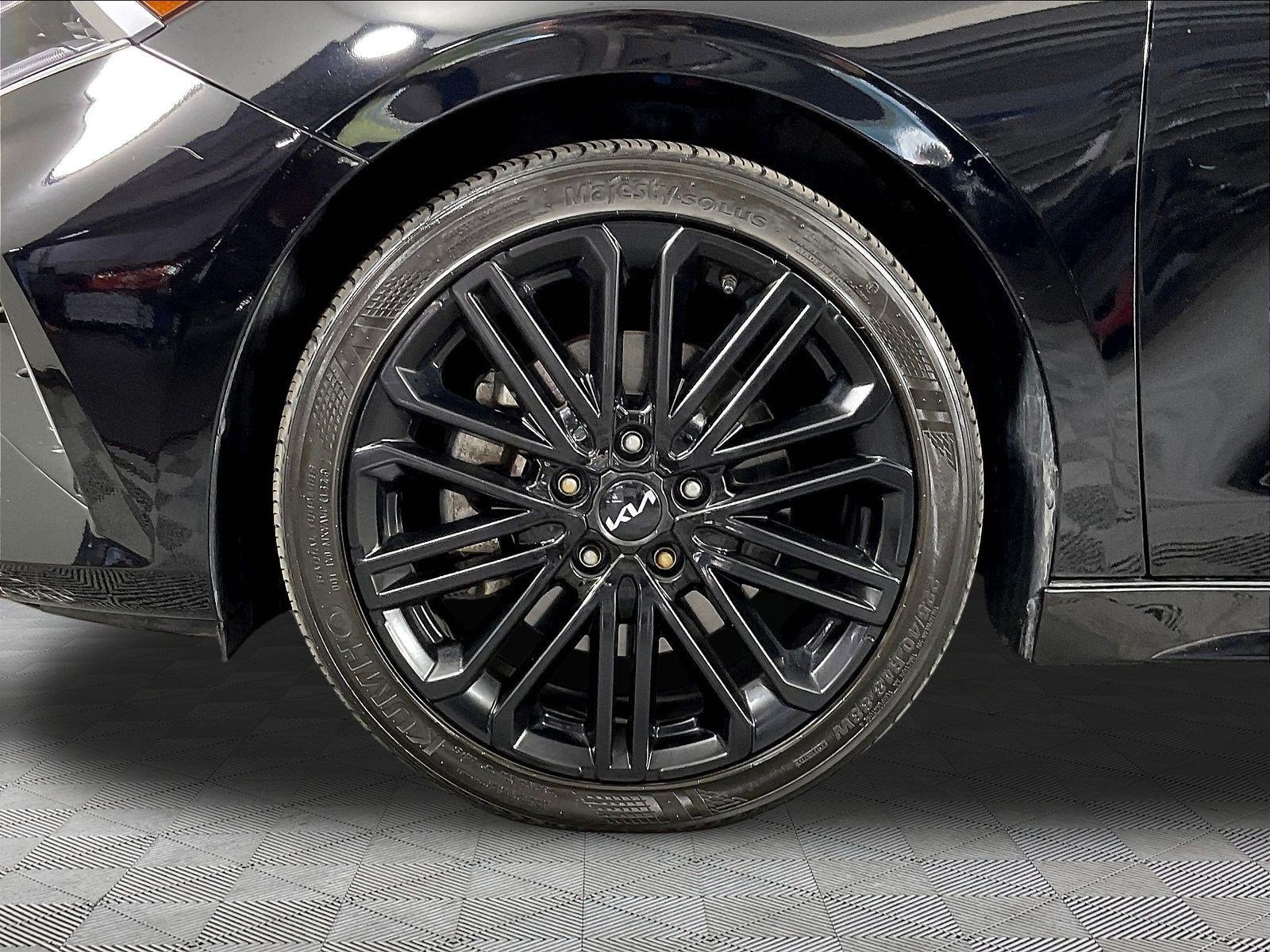 Certified 2023 Kia Forte GT w/ GT2 Package FWD image 34