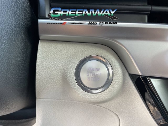 Used 2024 Kia Telluride EX w/ EX Captain's Chair Package FWD image 32