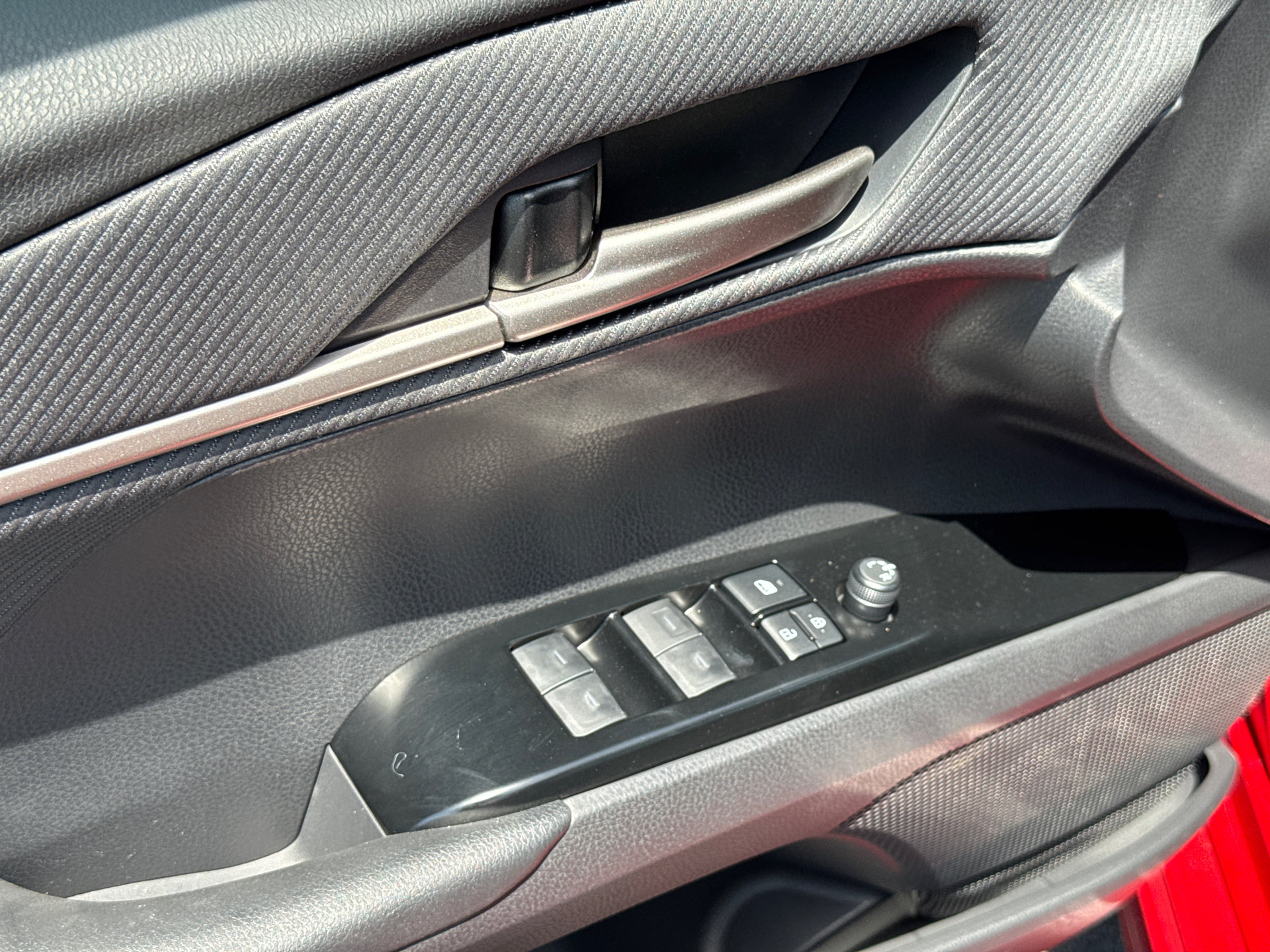 Certified 2026 Toyota Camry SE FWD image 30