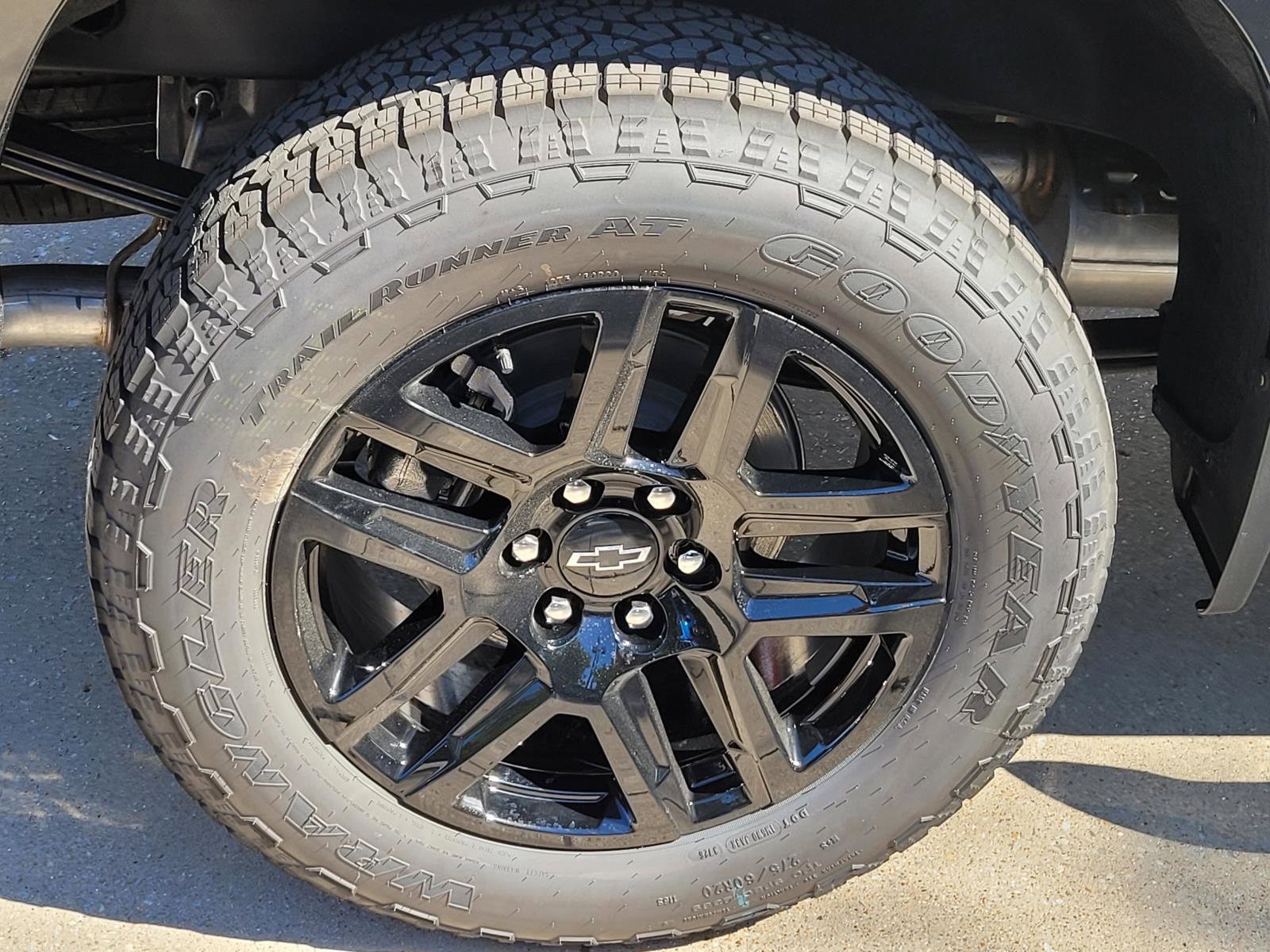 New 2026 Chevrolet Silverado 1500 Custom w/ Turbomax Blackout Package RWD image 5