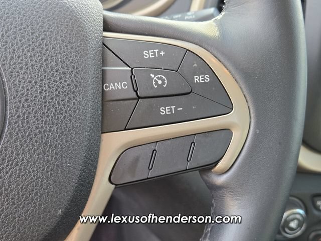 Used 2016 Jeep Cherokee Limited AWD/4WD image 23