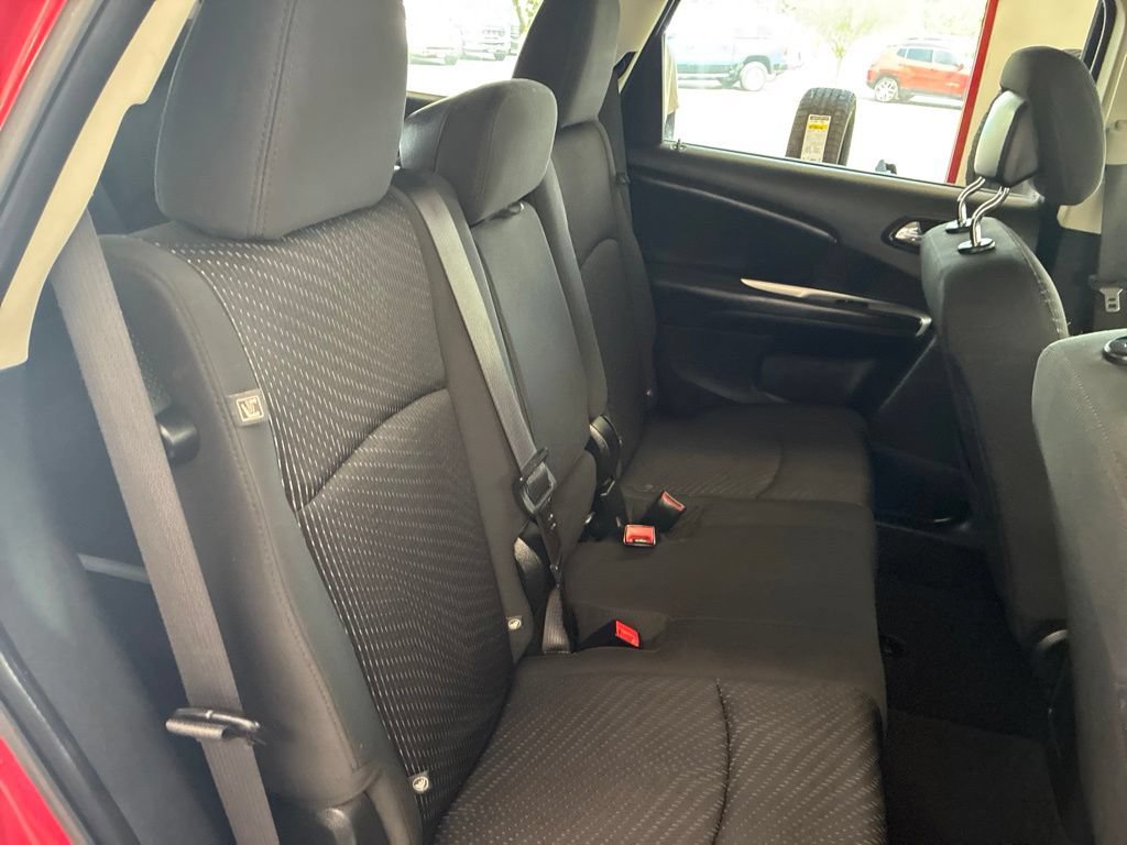 Used 2018 Dodge Journey SE FWD image 21