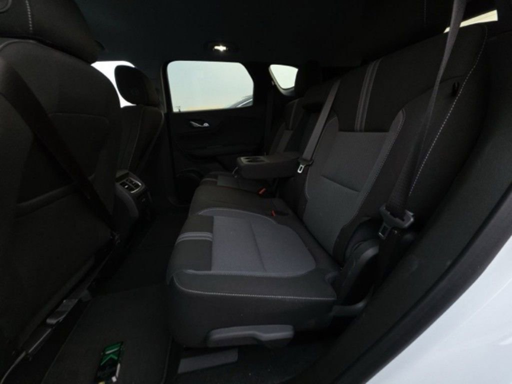 Used 2025 Chevrolet Blazer LT AWD/4WD image 14