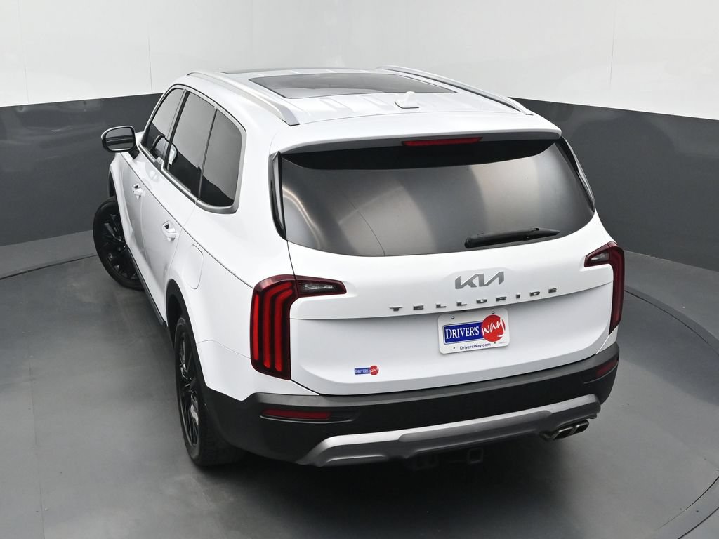 Used 2022 Kia Telluride SX w/ Towing Package FWD image 39