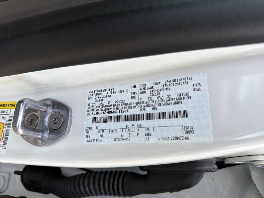 Used 2021 Lincoln Corsair AWD w/ Sport Package image 35