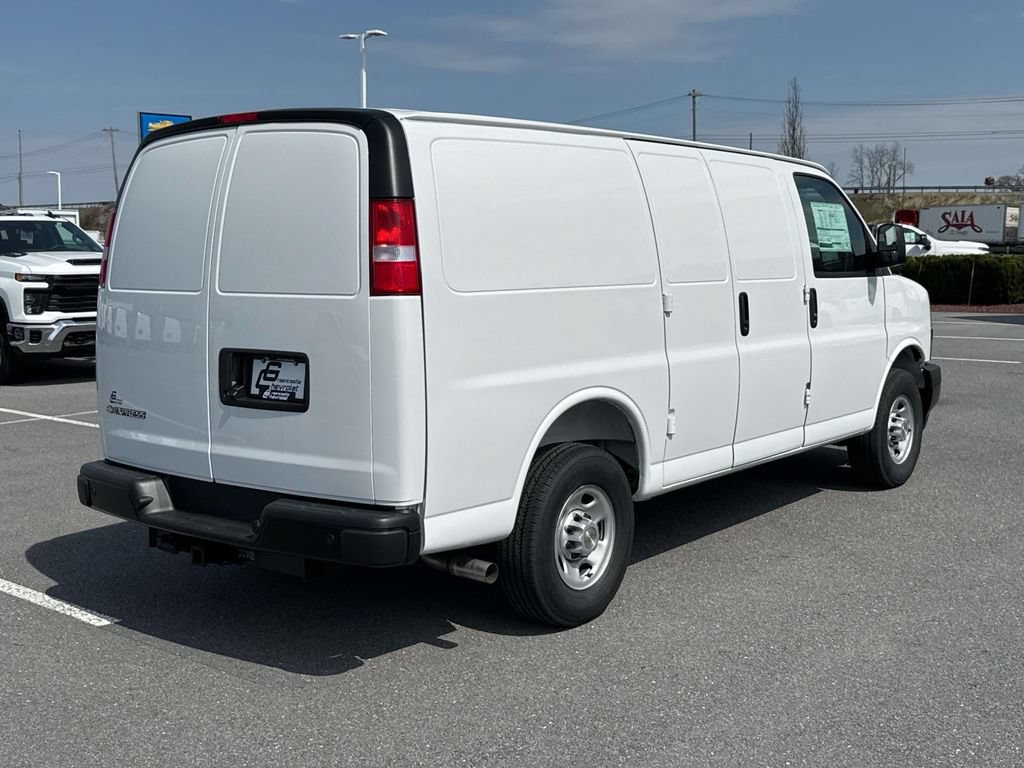 New 2026 Chevrolet Express 2500 w/ Driver Convenience Package RWD image 12