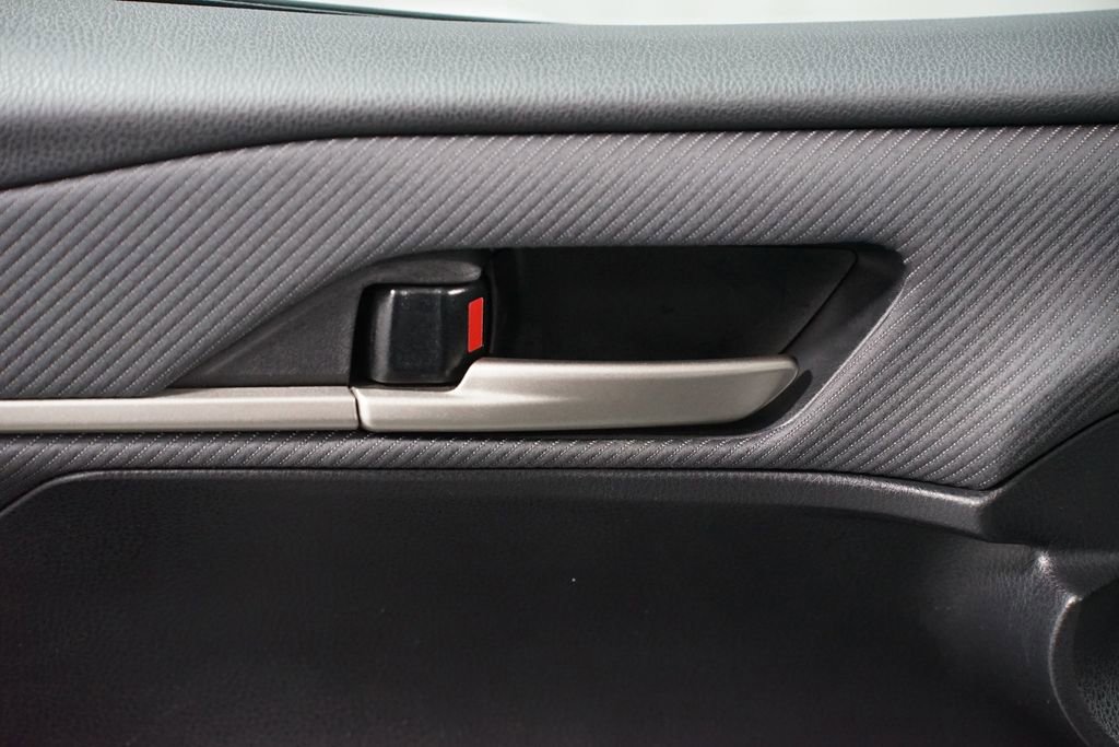 Certified 2025 Toyota Camry SE image 32