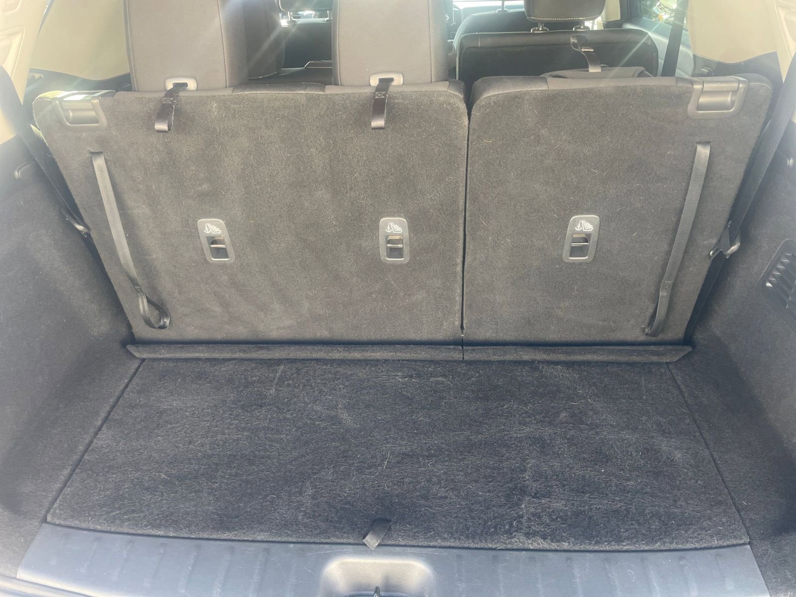 Used 2025 Nissan Pathfinder SV image 31