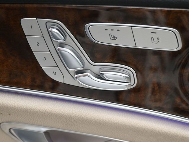 Used 2017 Mercedes-Benz E 300 4MATIC image 21