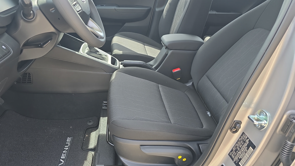New 2026 Hyundai Venue SE FWD image 14