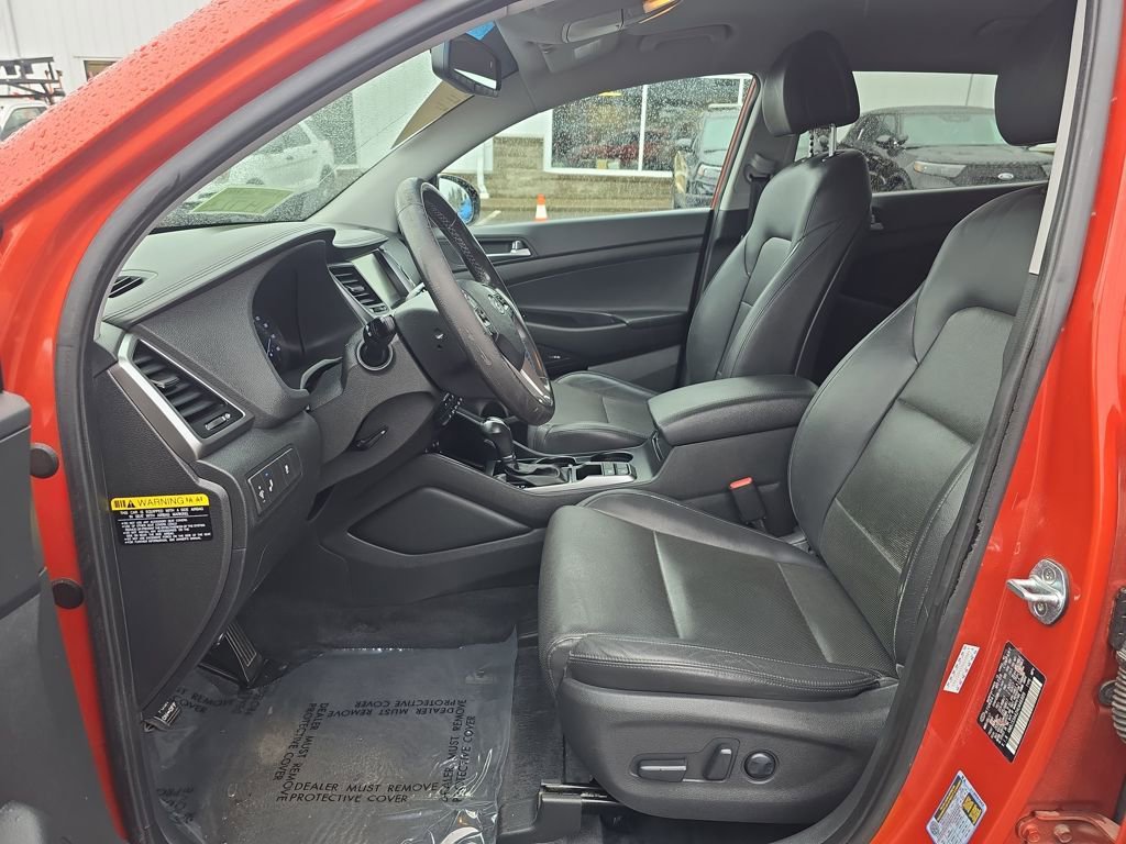 Used 2017 Hyundai Tucson SE Plus w/ Cargo Package image 6