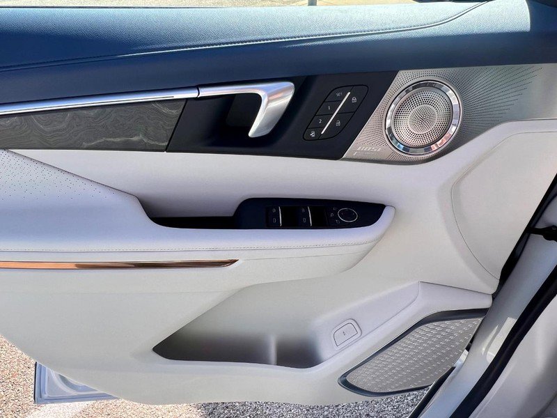 New 2026 Buick Enclave Avenir w/ Super Cruise Package image 28
