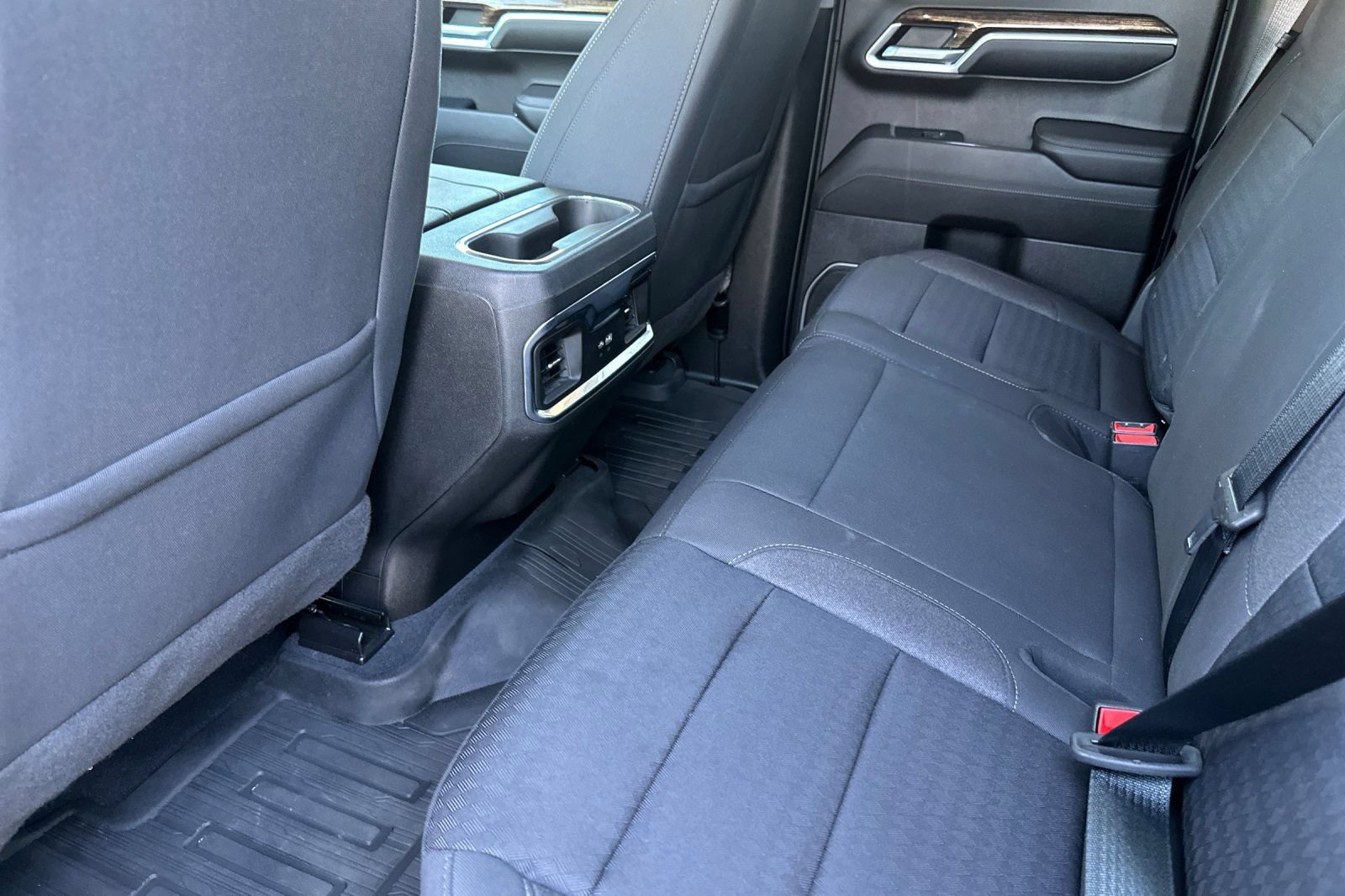 Certified 2022 GMC Sierra 1500 Elevation w/ Preferred Package AWD/4WD image 13