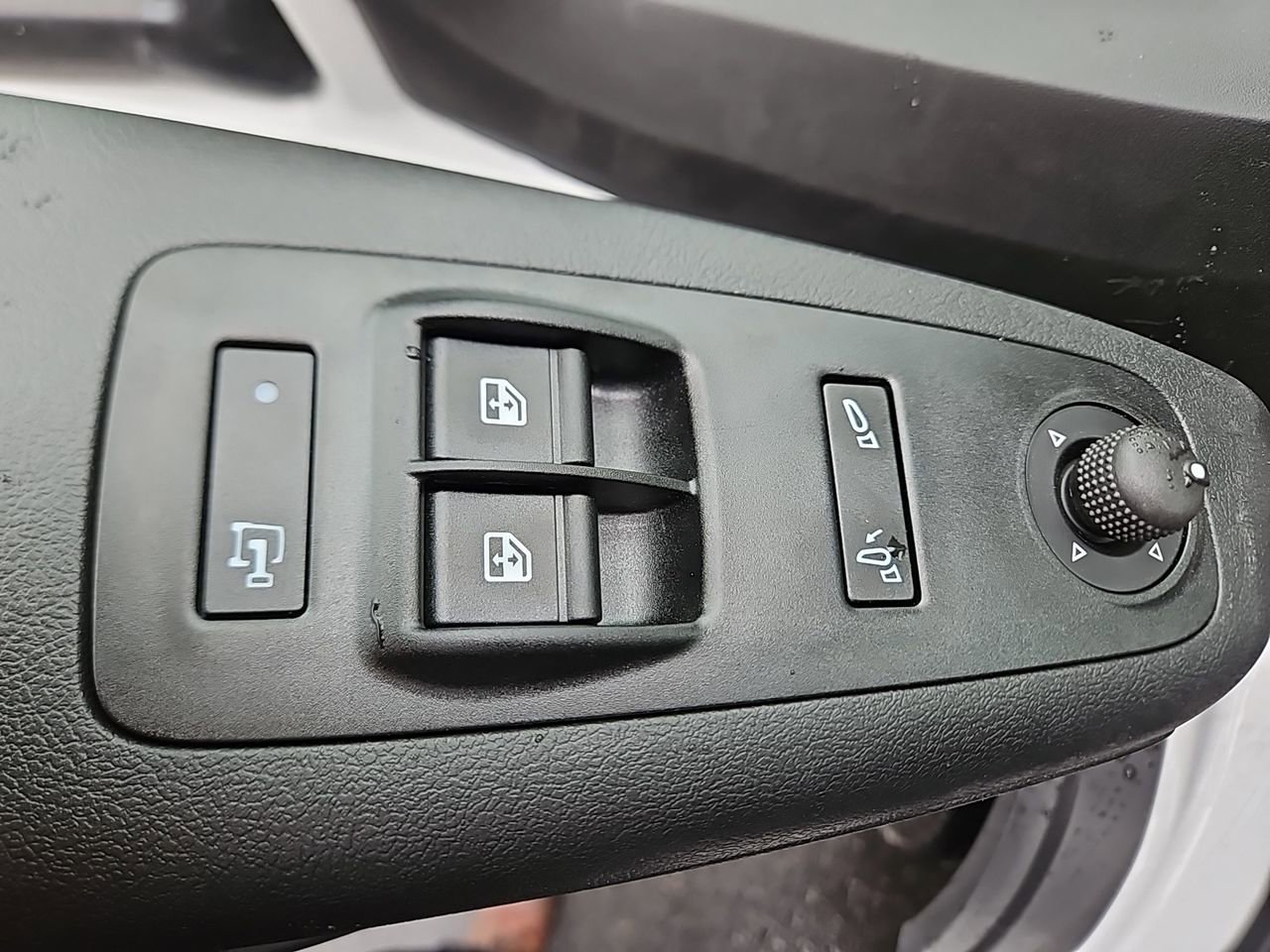 New 2025 RAM ProMaster 2500 w/ Quick Order Package 22G SLT image 13